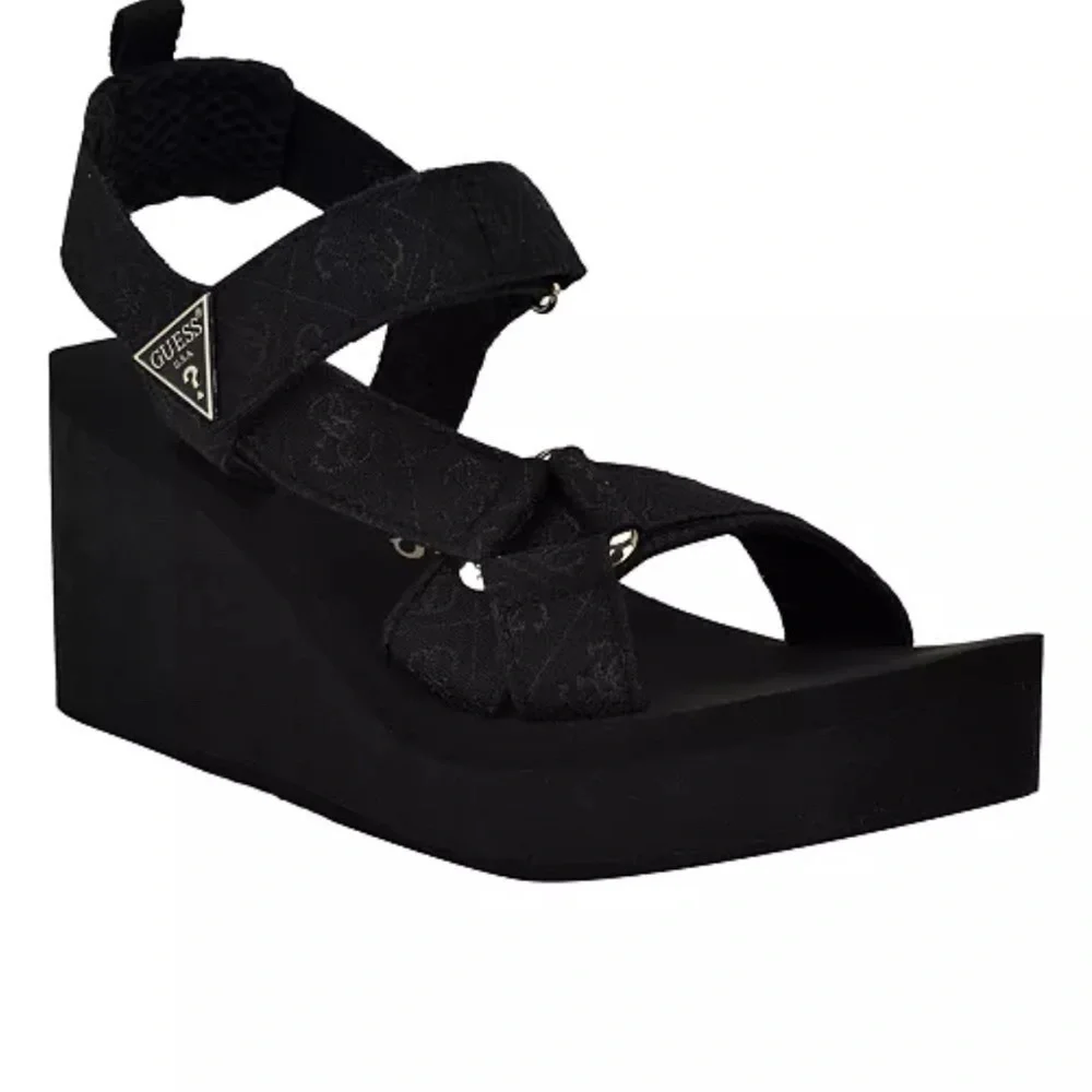 Guess Women's Daysa Quattro-G Strappy Eva Wedge Sandals Size 9